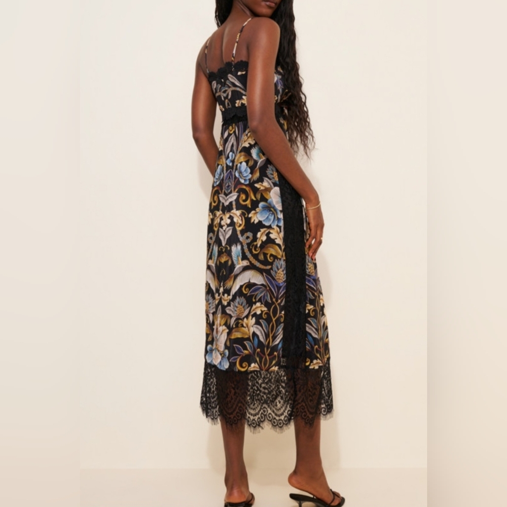 Sold - Picture 3 of 9